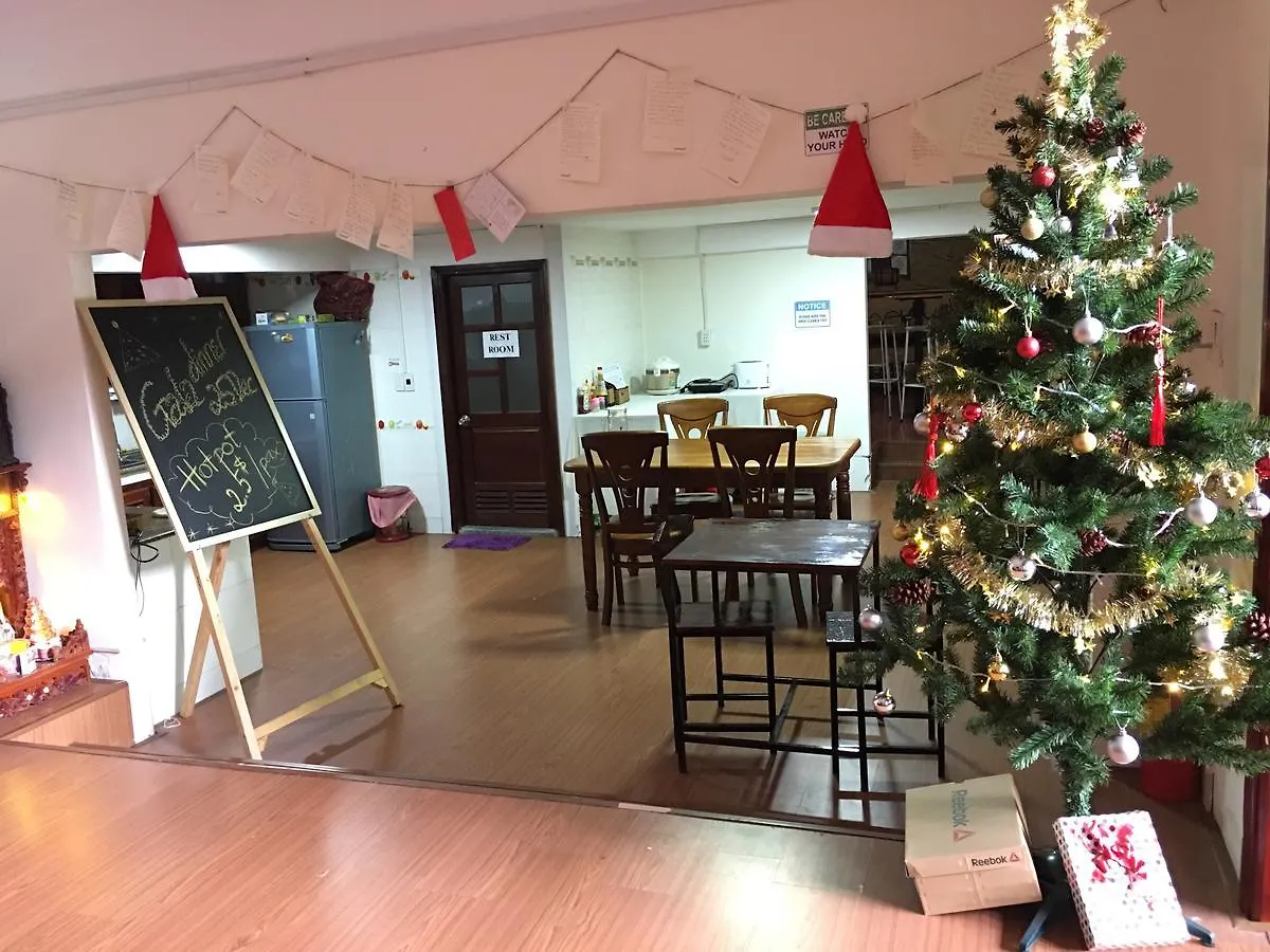 4 Seasons Hostel Danang دا نانغ